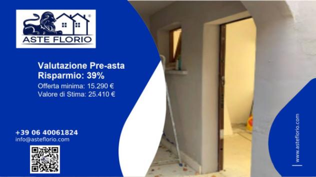 locale commerciale in vendita ad Arzachena in zona Abbiadori