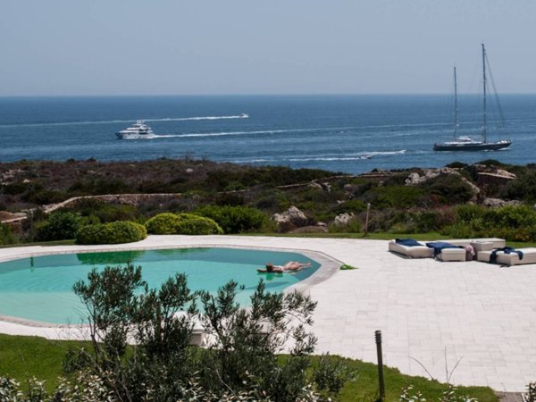 casa indipendente in vendita ad Arzachena in zona Porto Cervo