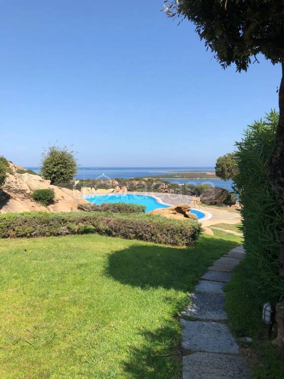 appartamento in vendita ad Arzachena in zona Porto Cervo