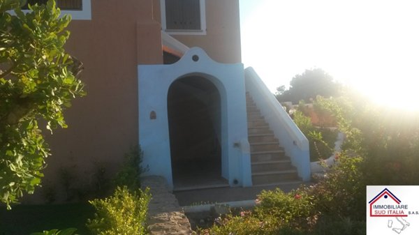 appartamento in vendita ad Arzachena in zona Abbiadori