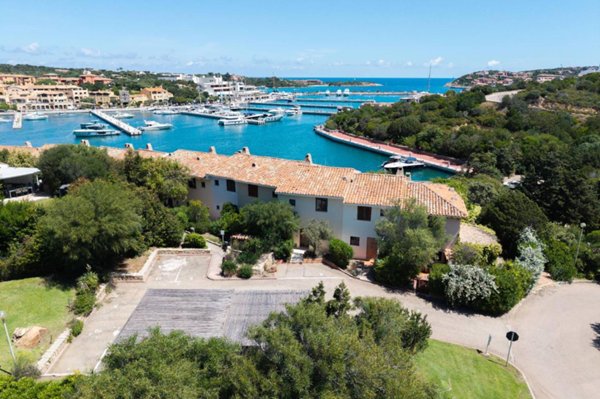 appartamento in vendita ad Arzachena in zona Porto Cervo