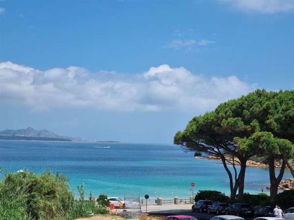 appartamento in vendita ad Arzachena in zona Baja Sardinia
