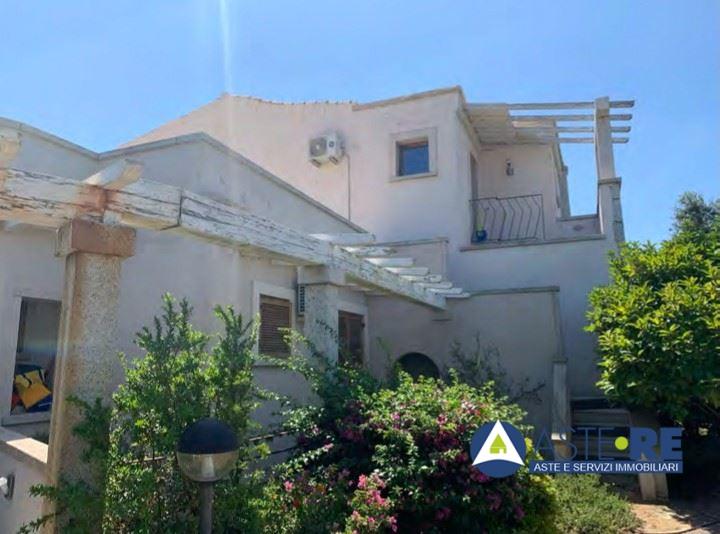 intera palazzina in vendita ad Arzachena