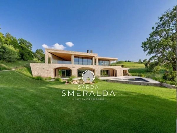 casa indipendente in vendita ad Arzachena in zona Porto Cervo