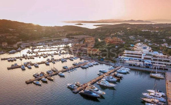 appartamento in vendita ad Arzachena in zona Porto Cervo