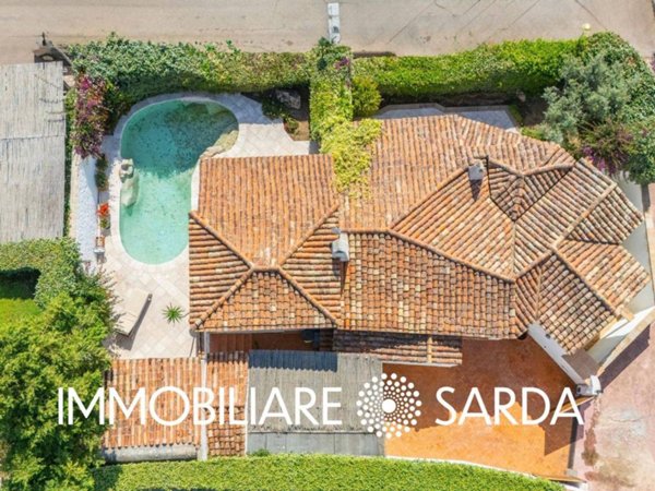 casa indipendente in vendita ad Arzachena in zona Cannigione