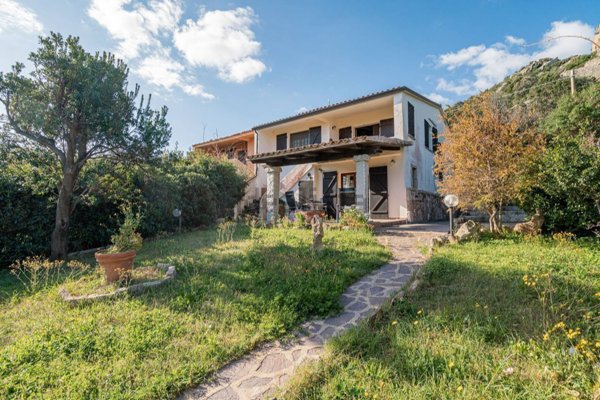 casa indipendente in vendita ad Arzachena in zona Porto Cervo