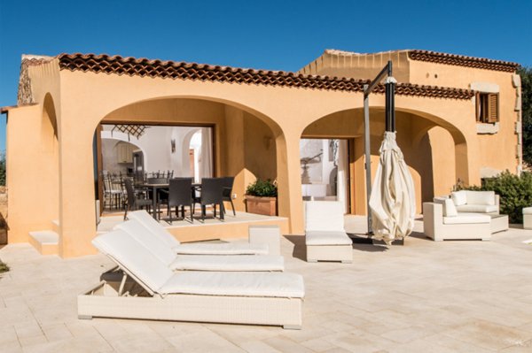 casa indipendente in vendita ad Arzachena in zona Porto Cervo