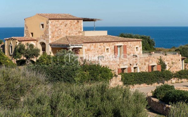 casa indipendente in vendita ad Arzachena in zona Porto Cervo