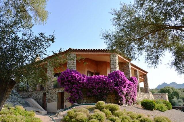 casa indipendente in vendita ad Arzachena in zona Porto Cervo