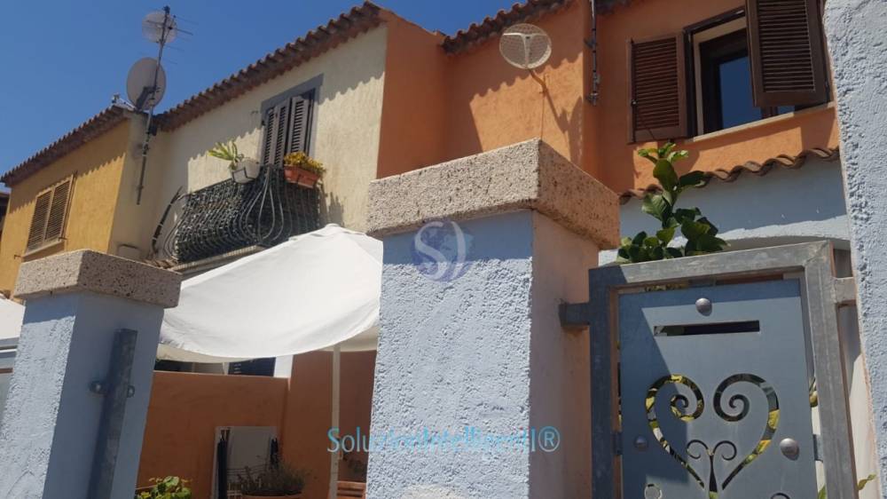casa indipendente in vendita ad Arzachena