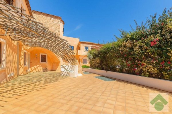 appartamento in vendita ad Arzachena in zona Porto Cervo