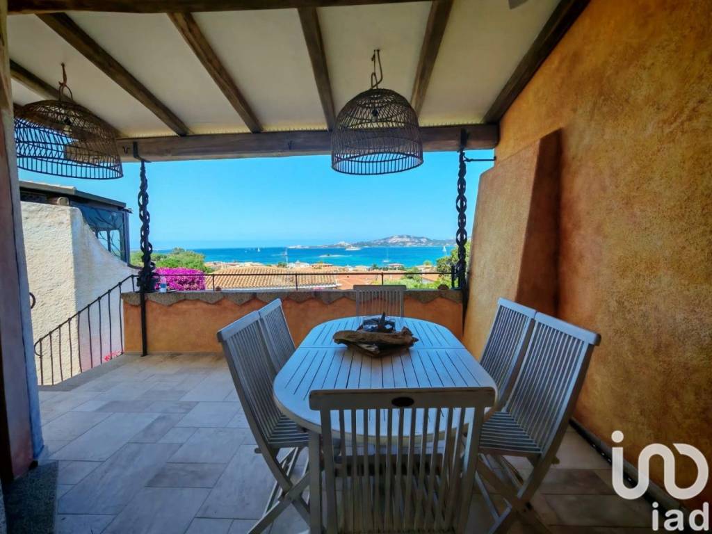 casa indipendente in vendita ad Arzachena