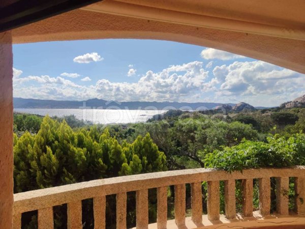 casa indipendente in vendita ad Arzachena in zona Baja Sardinia