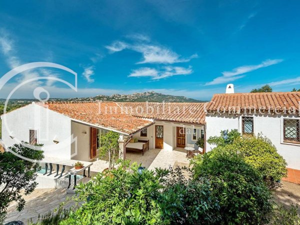 casa indipendente in vendita ad Arzachena