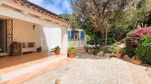 casa indipendente in vendita ad Arzachena in zona Porto Cervo