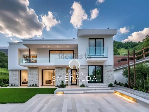 casa indipendente in vendita ad Arzachena in zona Porto Cervo