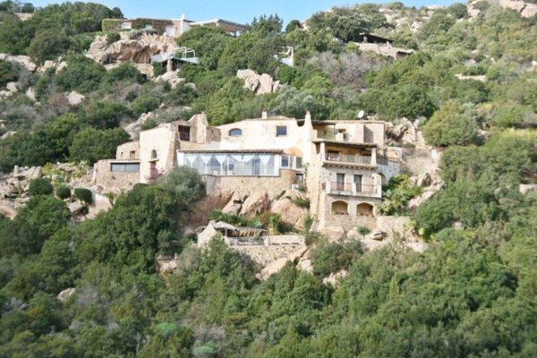 casa indipendente in vendita ad Arzachena in zona Porto Cervo