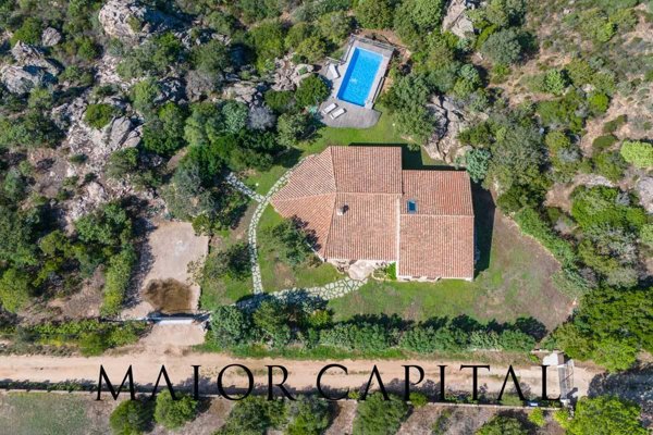 casa indipendente in vendita ad Arzachena in zona Porto Cervo