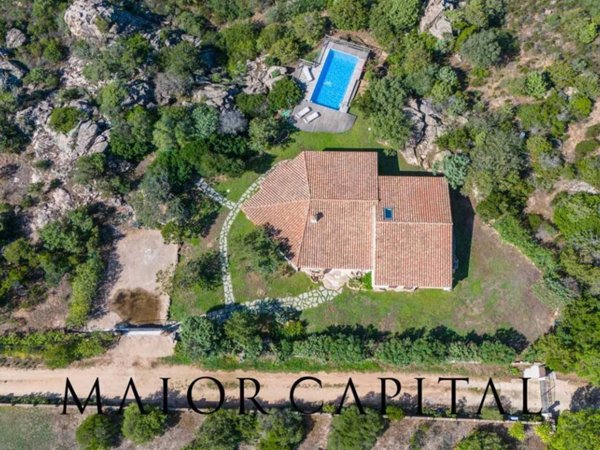 casa indipendente in vendita ad Arzachena in zona Porto Cervo