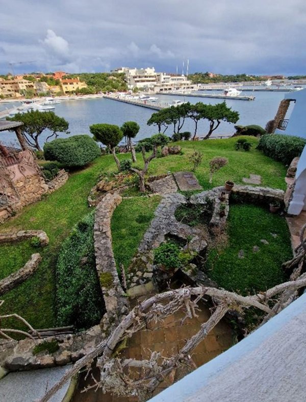 appartamento in vendita ad Arzachena in zona Porto Cervo