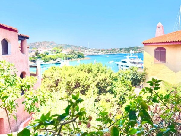 appartamento in vendita ad Arzachena in zona Porto Cervo