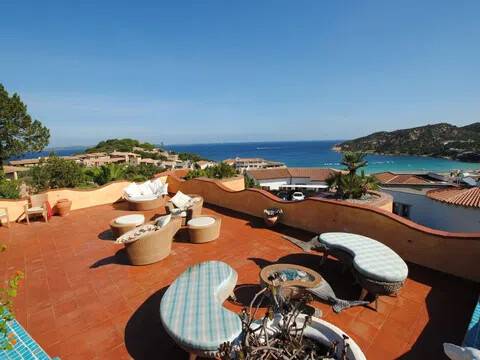 casa indipendente in vendita ad Arzachena