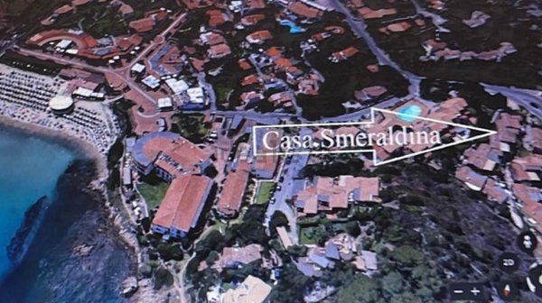 casa indipendente in vendita ad Arzachena in zona Baja Sardinia