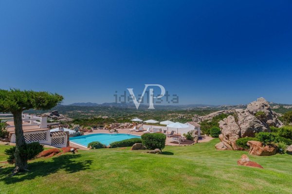 villa in vendita ad Arzachena