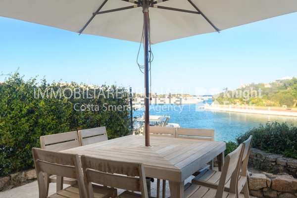 appartamento in vendita ad Arzachena in zona Porto Cervo
