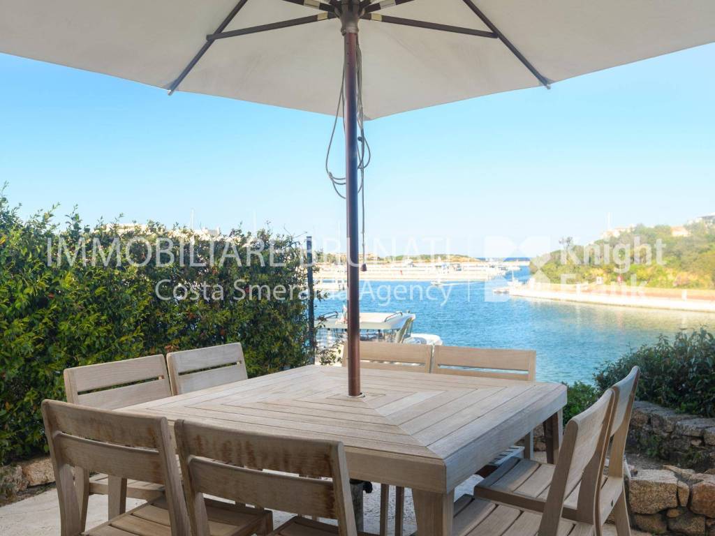 appartamento in vendita ad Arzachena in zona Porto Cervo