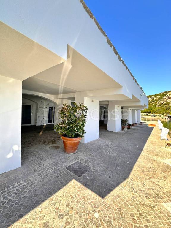monolocale in vendita ad Arzachena in zona Porto Cervo