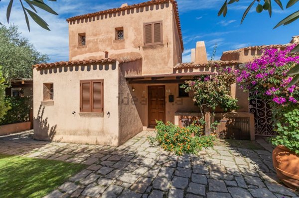 appartamento in vendita ad Arzachena in zona Porto Cervo