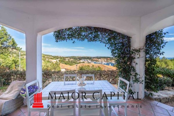 appartamento in vendita ad Arzachena in zona Porto Cervo