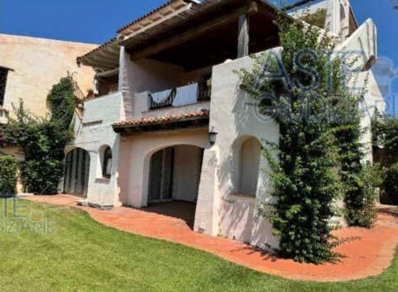 appartamento in vendita ad Arzachena in zona Porto Cervo