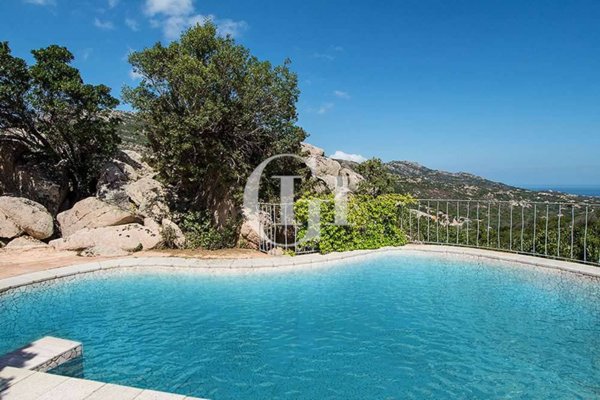 casa indipendente in vendita ad Arzachena in zona Porto Cervo
