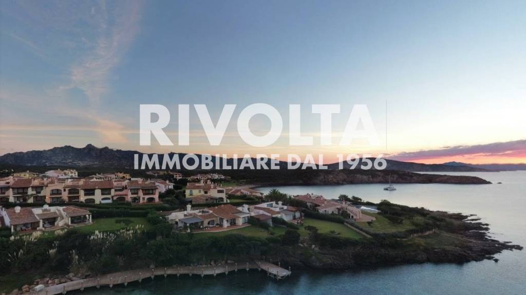appartamento in vendita ad Arzachena