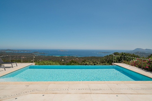 casa indipendente in vendita ad Arzachena in zona Porto Cervo