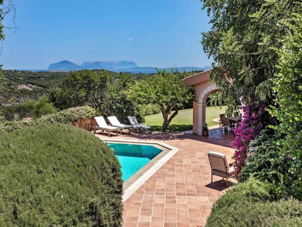casa indipendente in vendita ad Arzachena in zona Porto Cervo