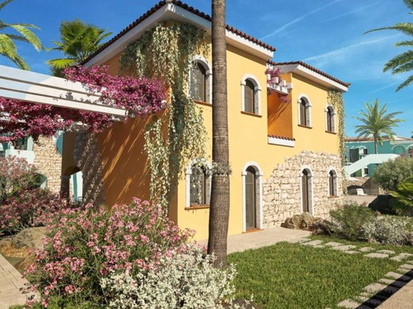 casa indipendente in vendita ad Arzachena in zona Cannigione