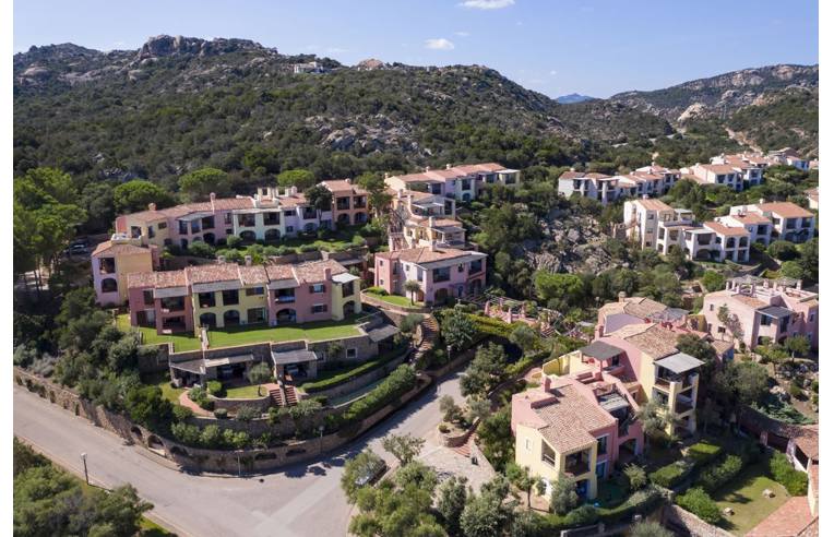 appartamento in vendita ad Arzachena in zona Porto Cervo