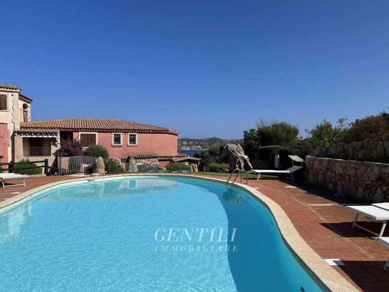 appartamento in vendita ad Arzachena in zona Porto Cervo