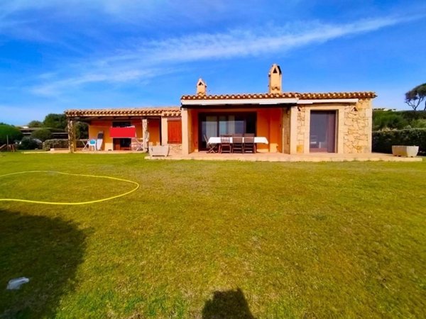 casa indipendente in vendita ad Arzachena in zona Porto Cervo