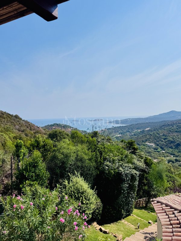 villa in vendita ad Arzachena in zona Porto Cervo