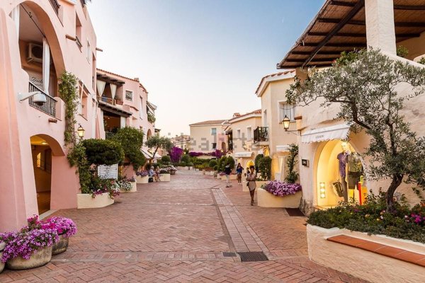 appartamento in vendita ad Arzachena in zona Porto Cervo