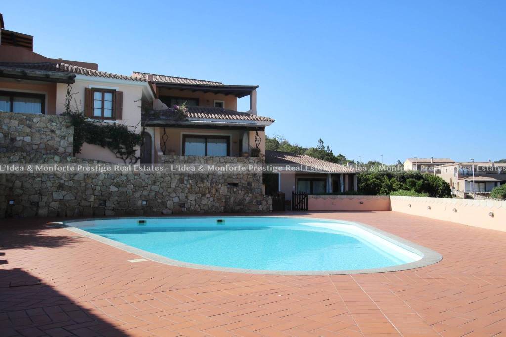 appartamento in vendita ad Arzachena in zona Porto Cervo