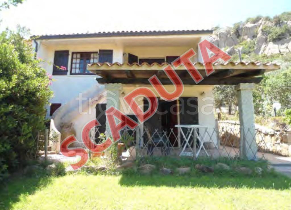 appartamento in vendita ad Arzachena