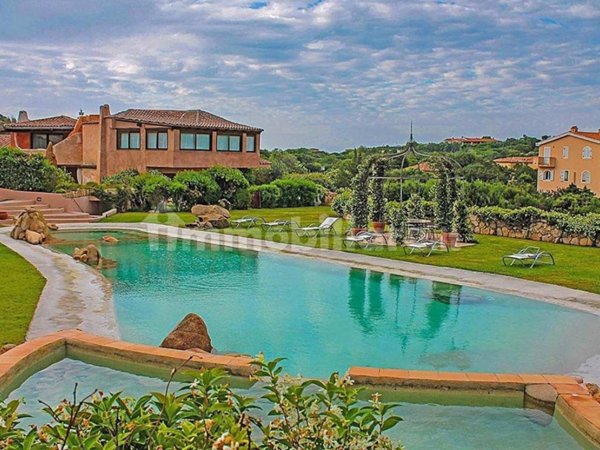 appartamento in vendita ad Arzachena in zona Porto Cervo