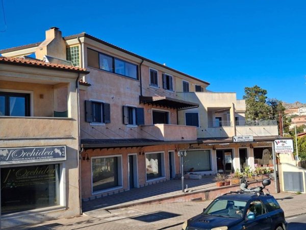 appartamento in vendita ad Arzachena