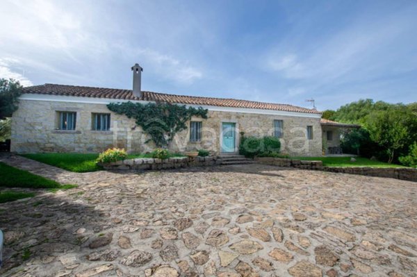 casa indipendente in vendita ad Arzachena